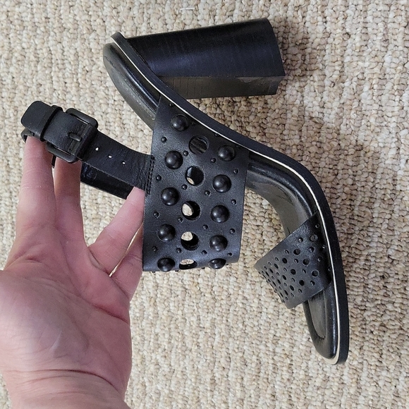 COPY - Staples, high heel black. Block heel sandal, casual/work appropriate - Picture 3 of 5